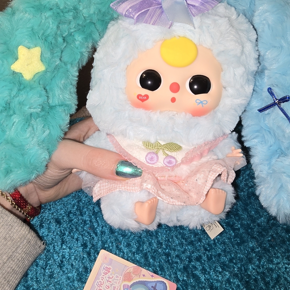 Baby Three Lily Rabbit Town Series V4 - Picture 8 of 10